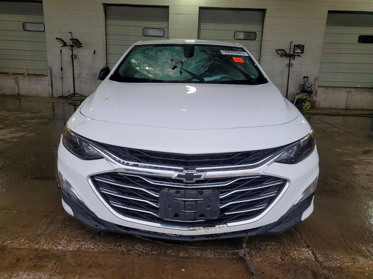 2020 Chevrolet Malibu Ls - Фото 5