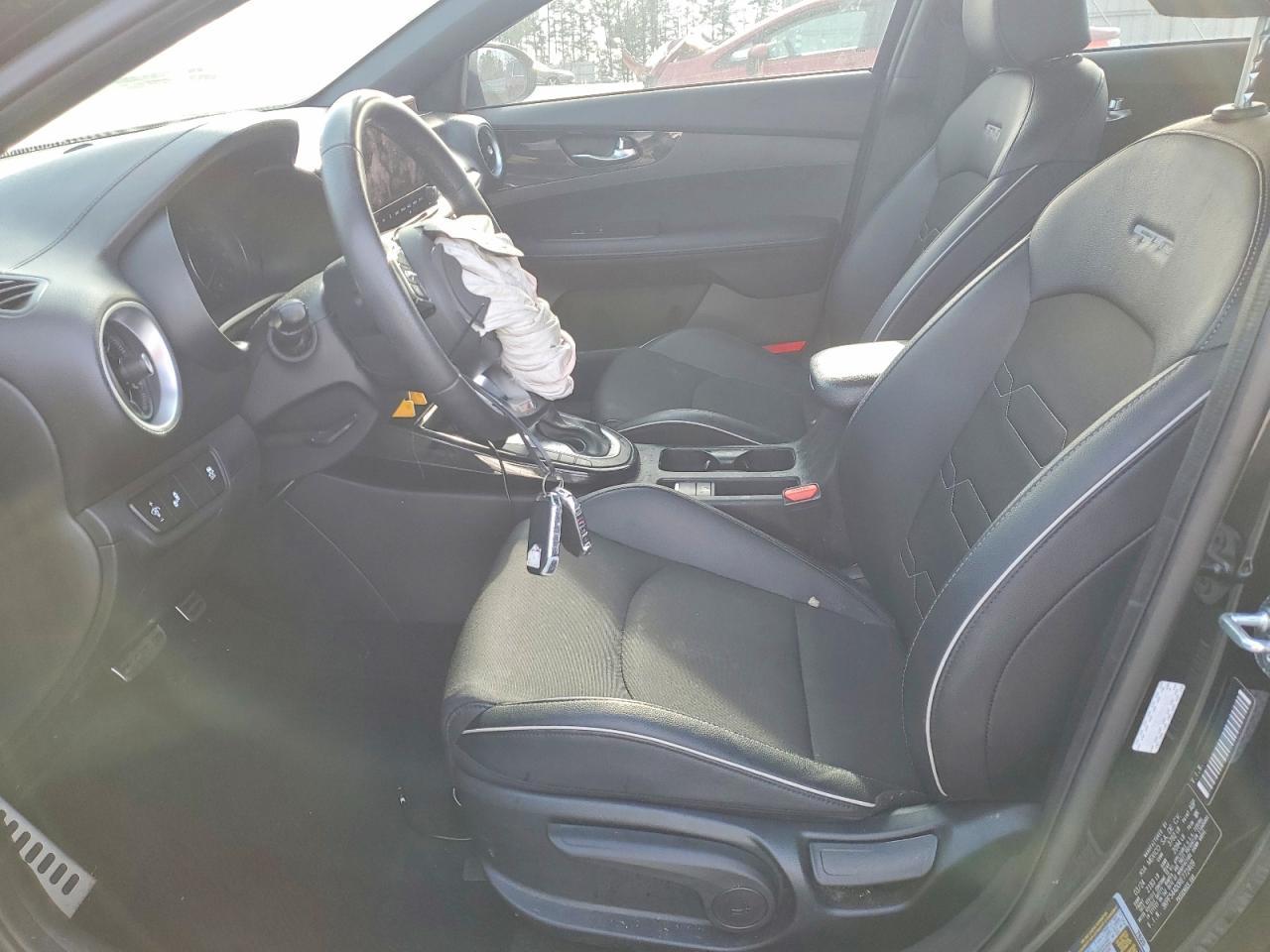 2024 Kia Forte Gt Line - Фото 7