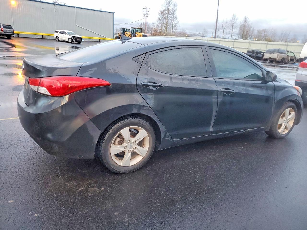 2013 Hyundai Elantra Gls - Image 3