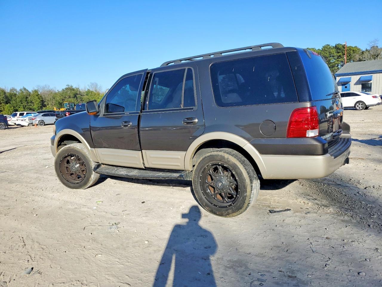 2005 Ford Expedition - Фото 2