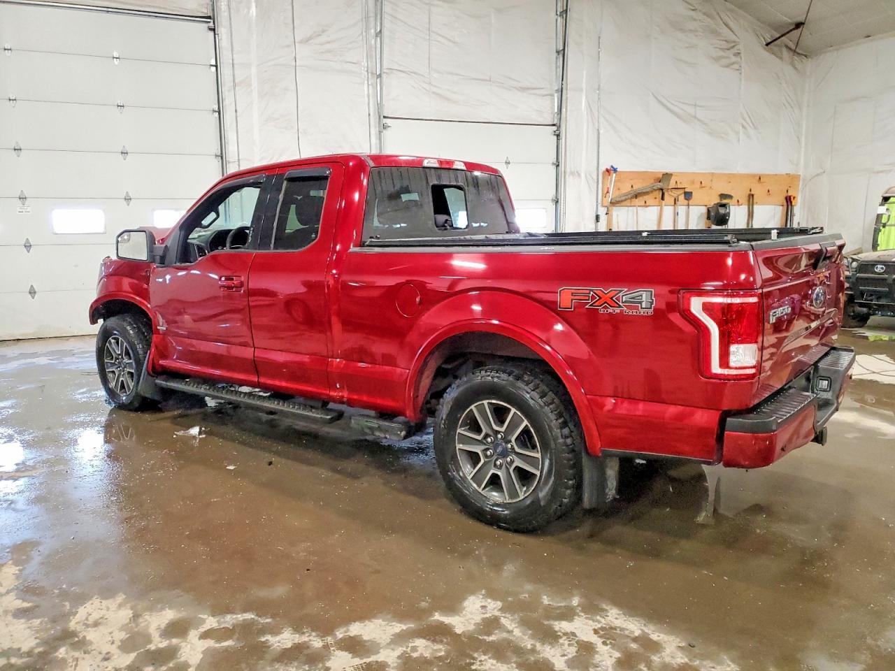 2015 Ford F150 Super Cab - Фото 2