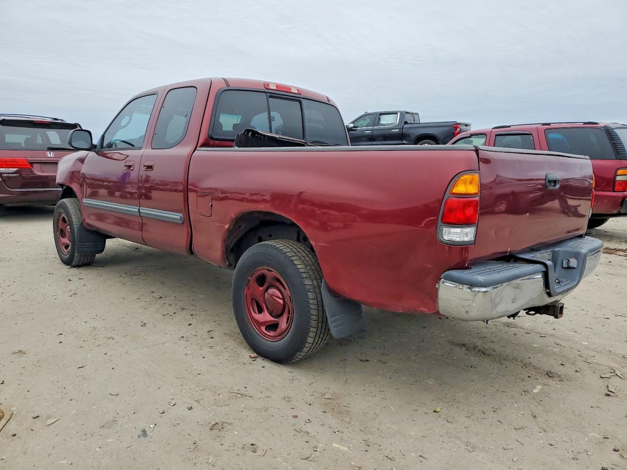 2004 Toyota Tundra Access Cab Sr5 - Image 2