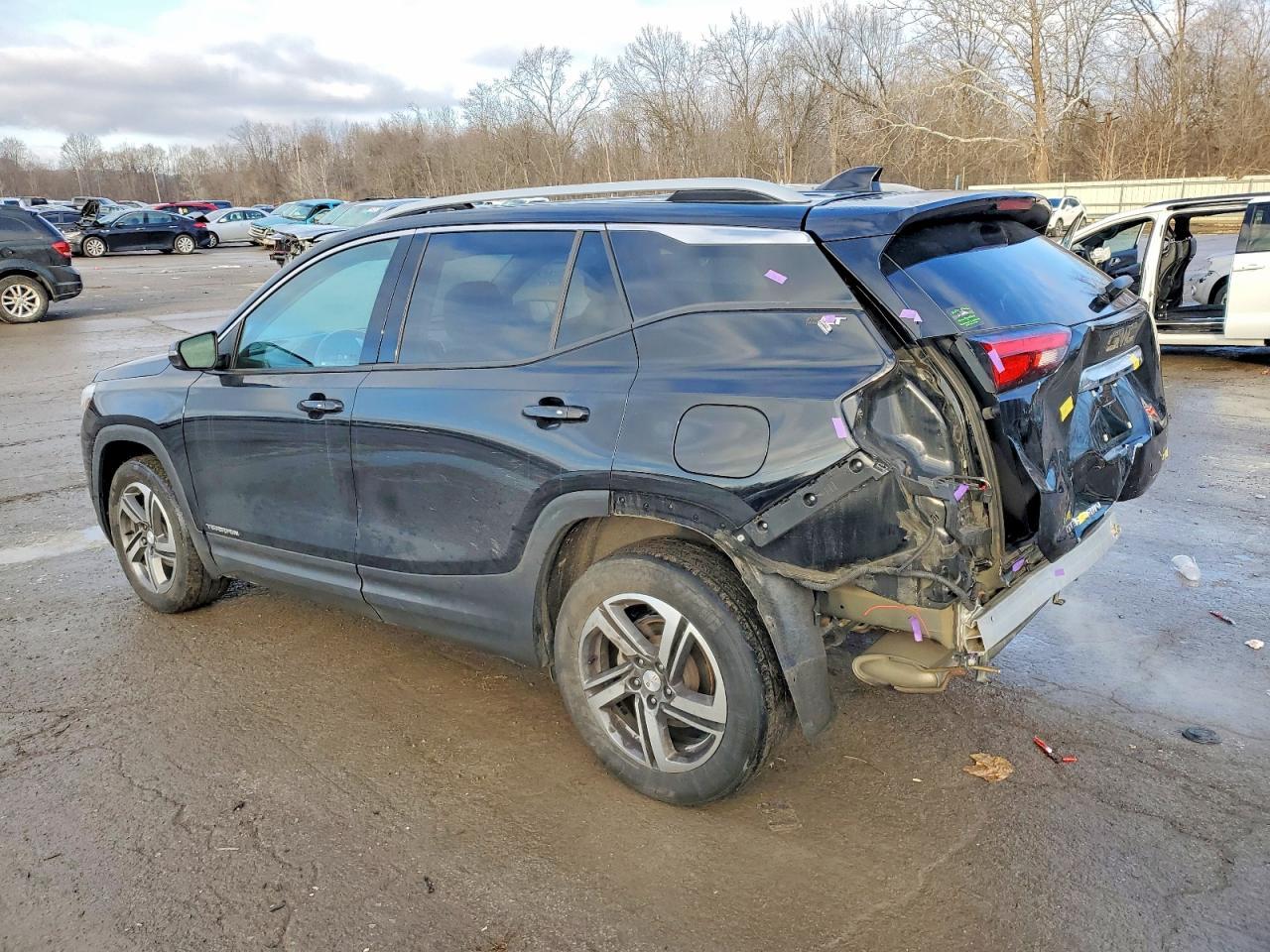 2021 GMC Terrain Slt - Фото 2