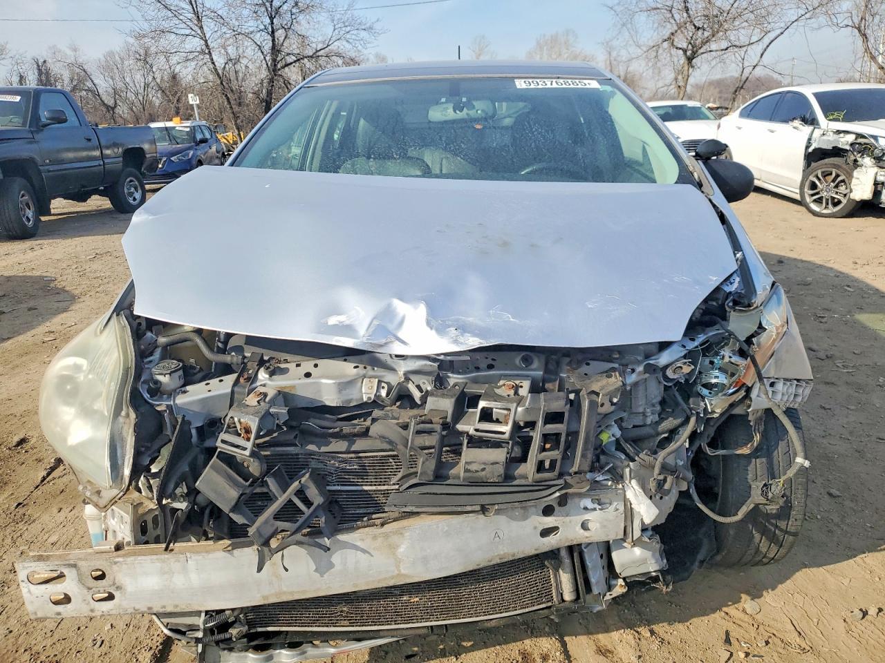 2011 Toyota Prius - Image 5