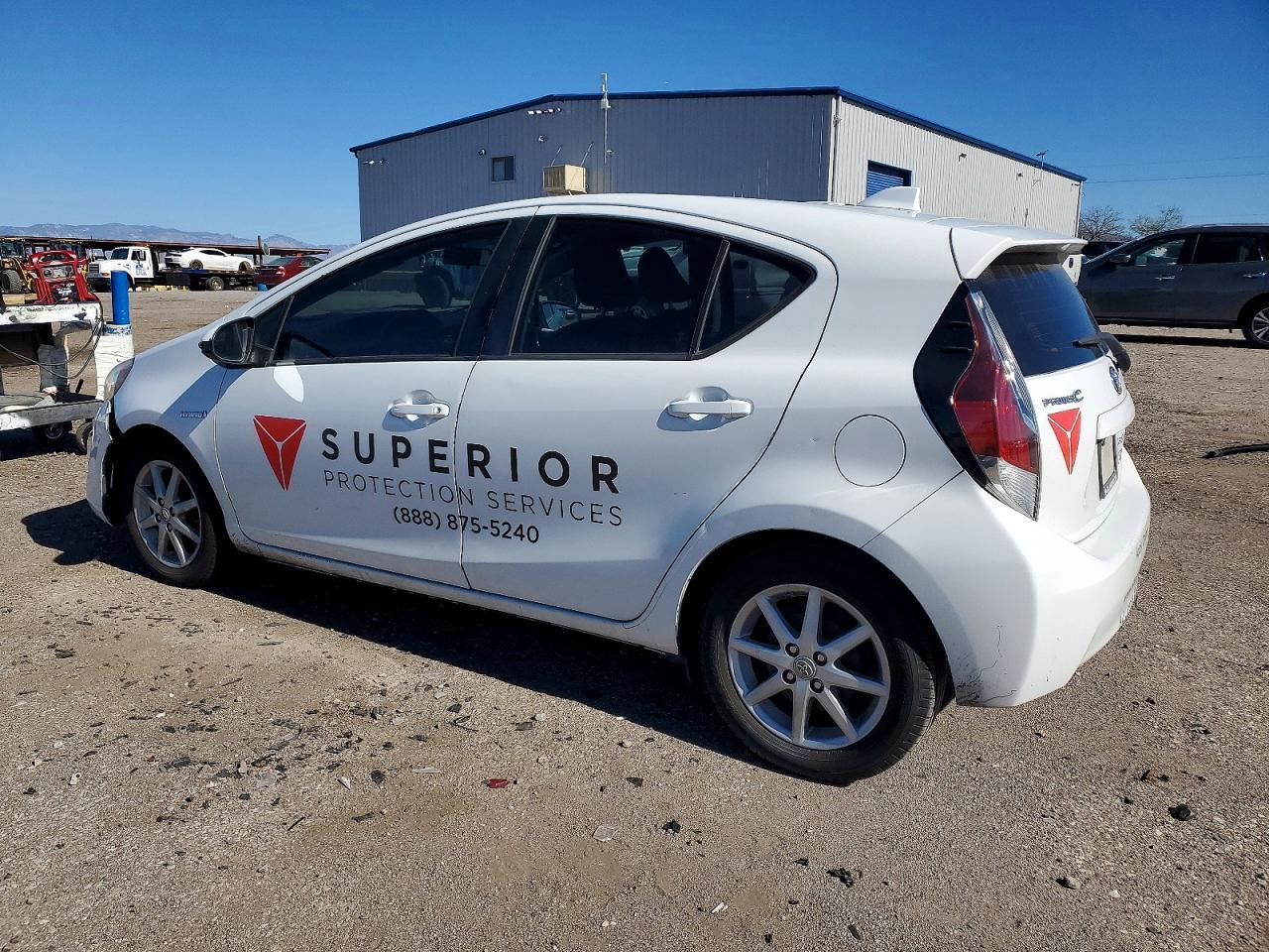 2015 Toyota Prius C Three - Фото 2