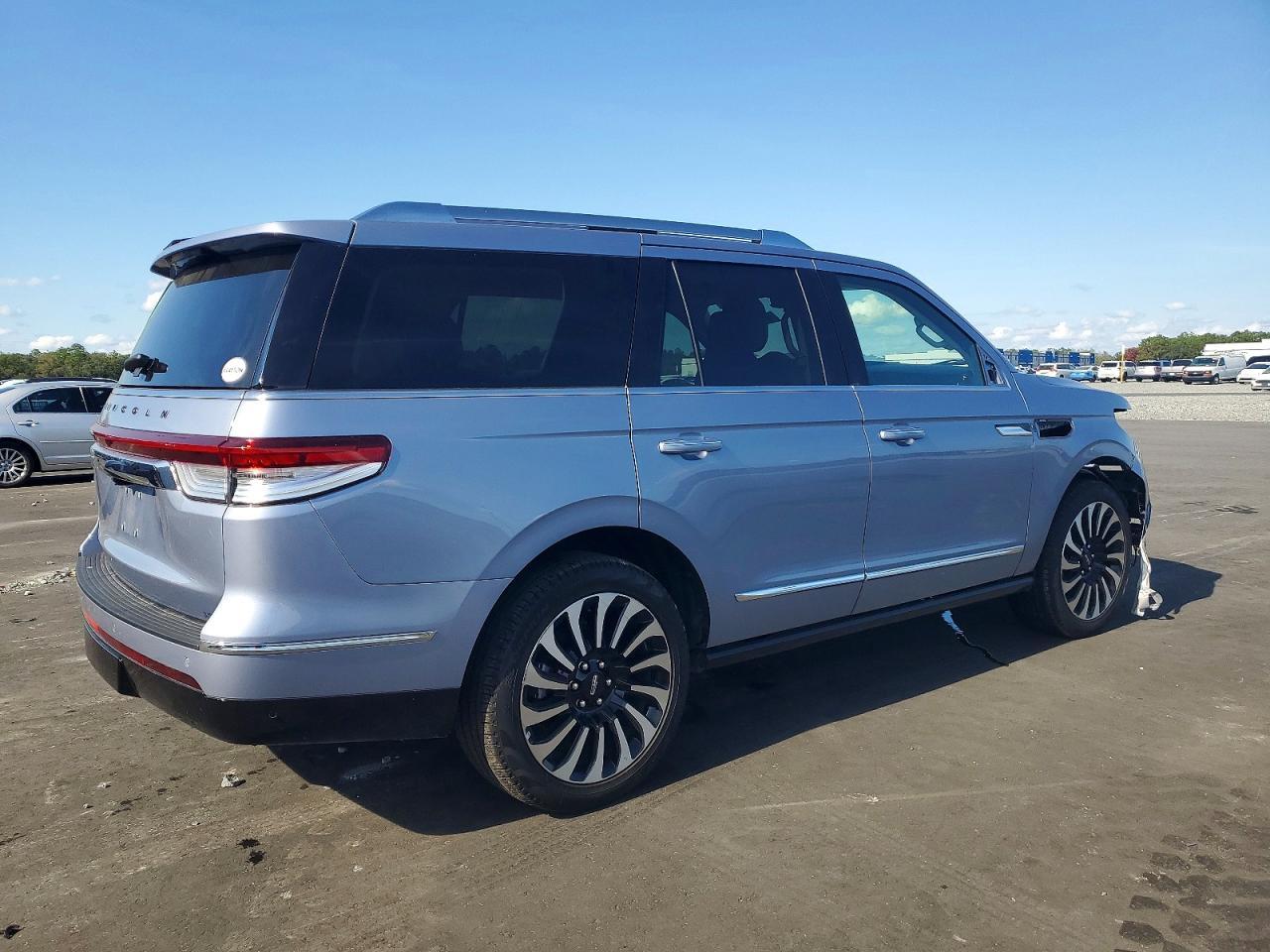 2024 Lincoln Navigator Black Label - Фото 3