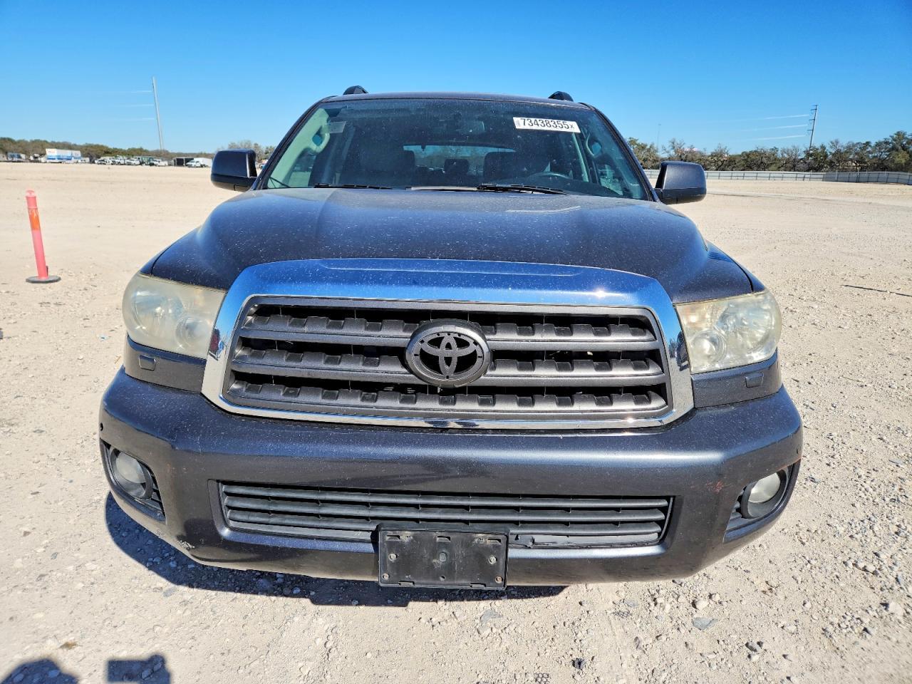 2016 Toyota Sequoia Sr5 - Фото 5