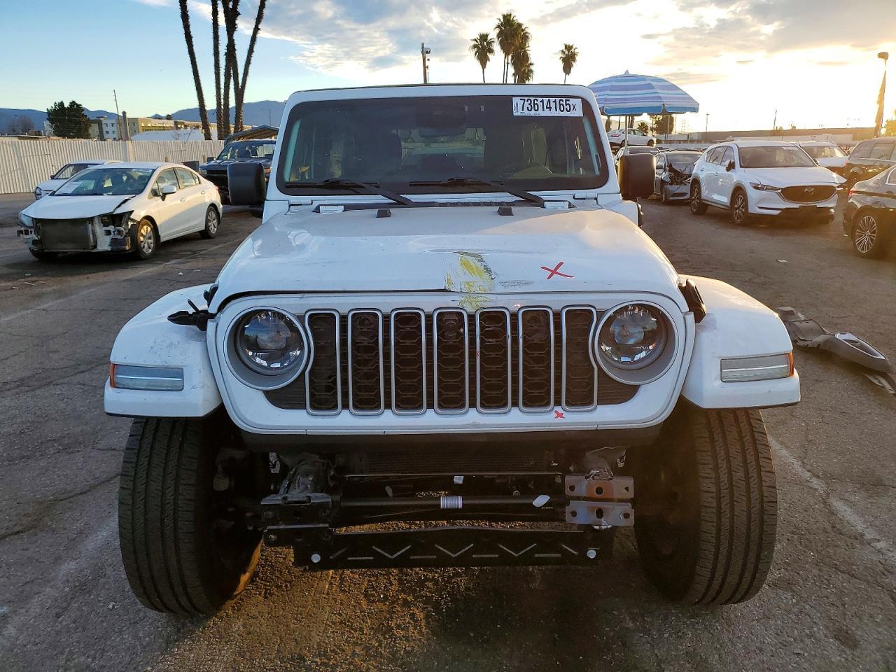 2024 Jeep Wrangler Sahara 4Xe - Фото 5