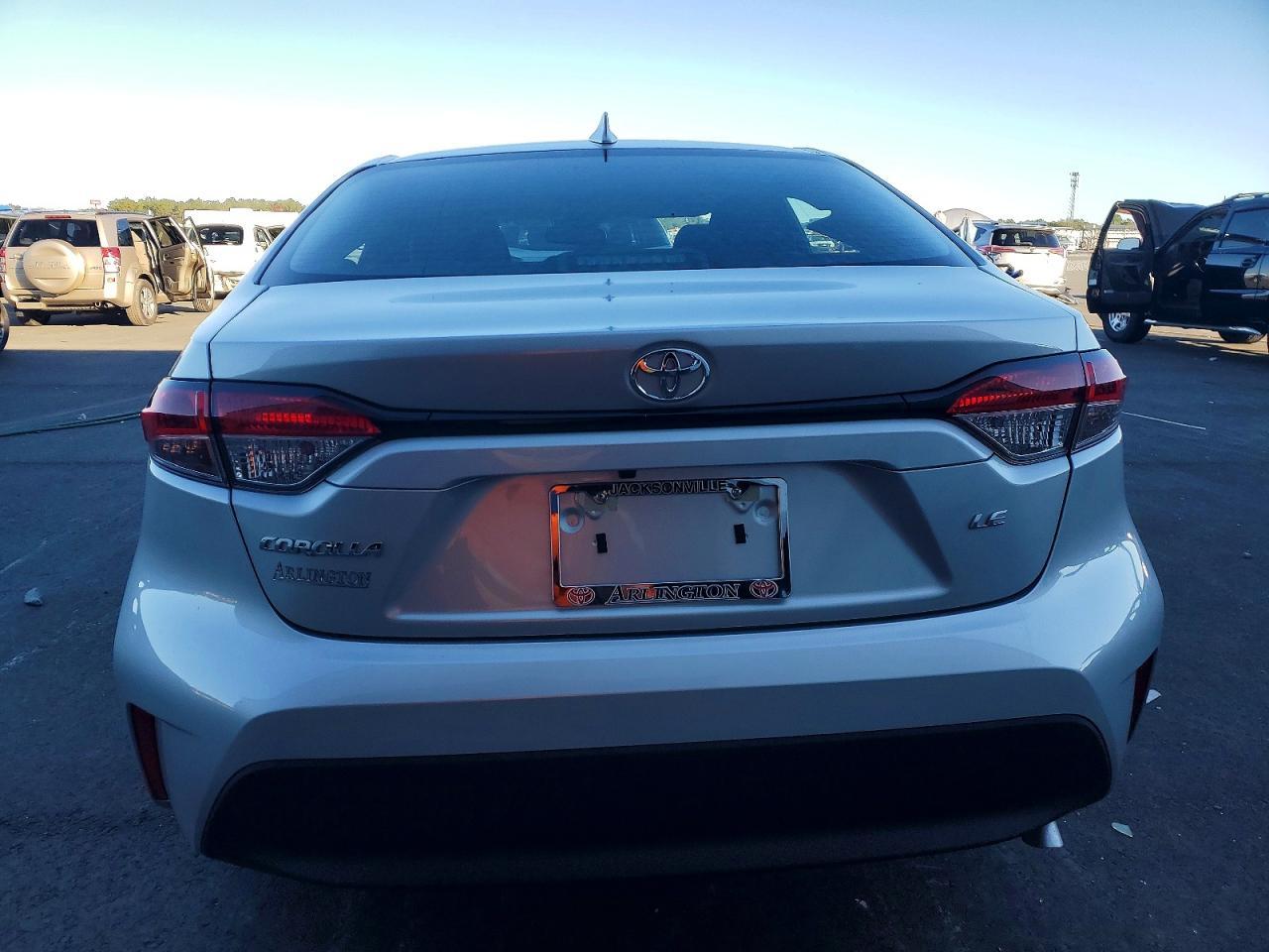 2025 Toyota Corolla Le - Image 6