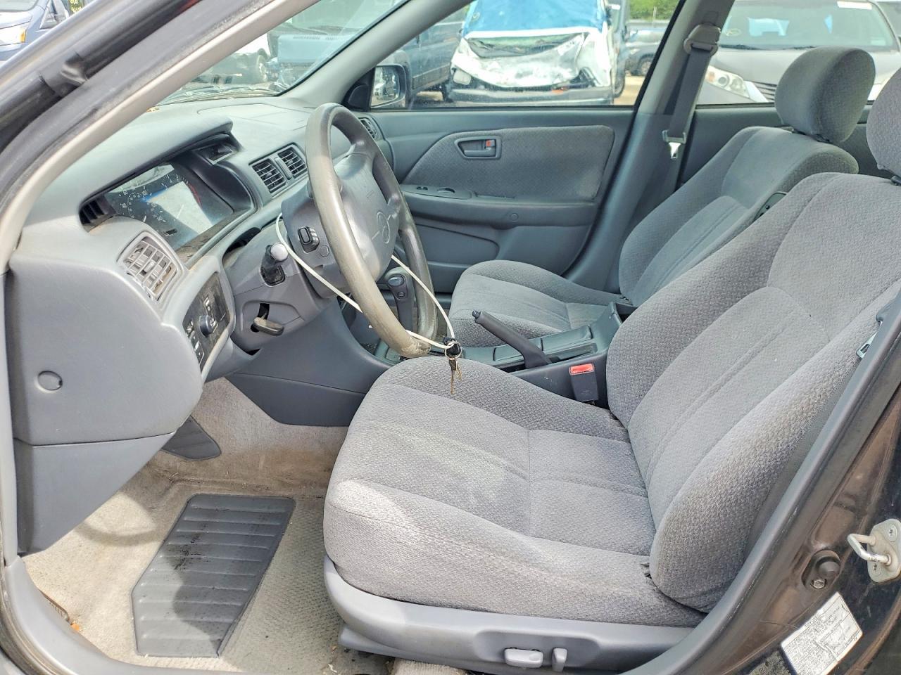 2000 Toyota Camry Ce - Image 7