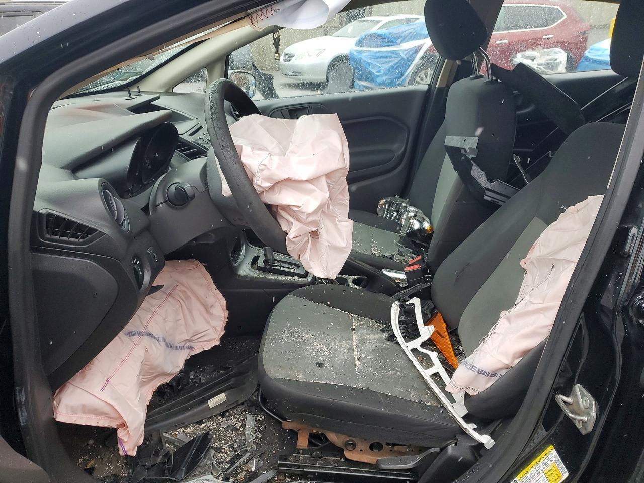 2016 Ford Fiesta S - Image 7