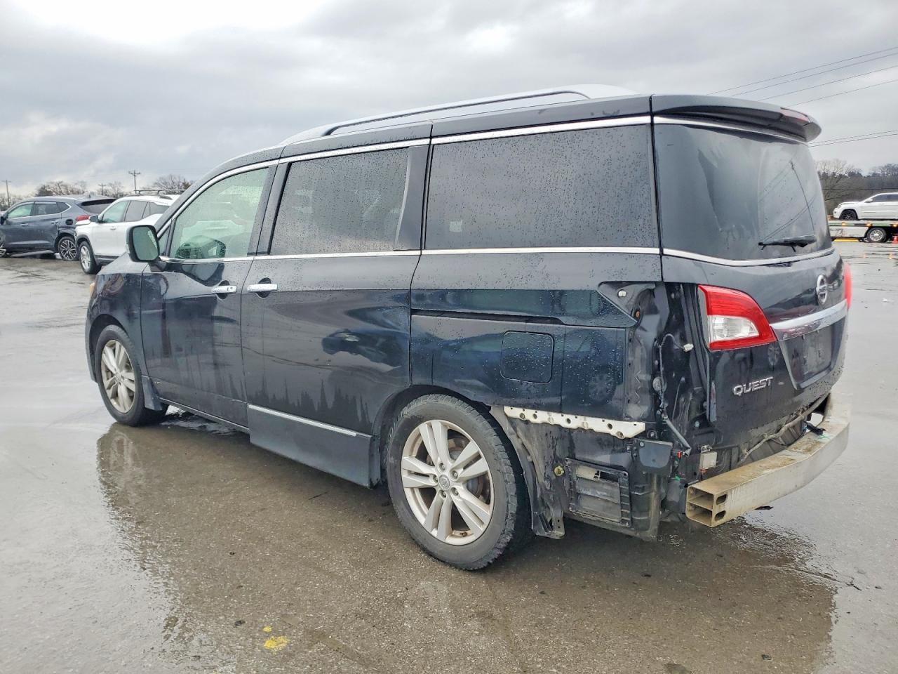 2012 Nissan Quest S - Фото 2