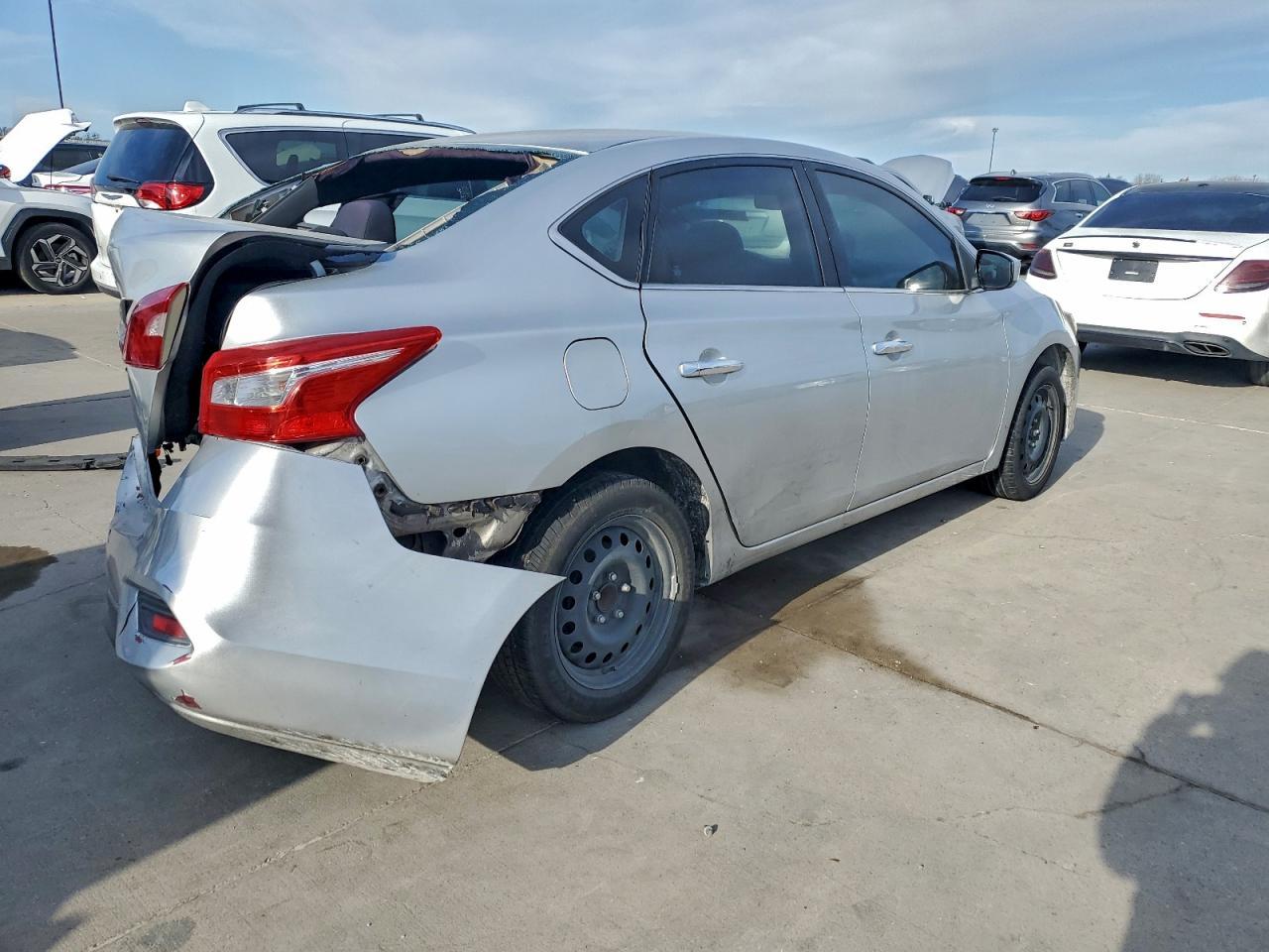 2017 Nissan Sentra S - Image 3