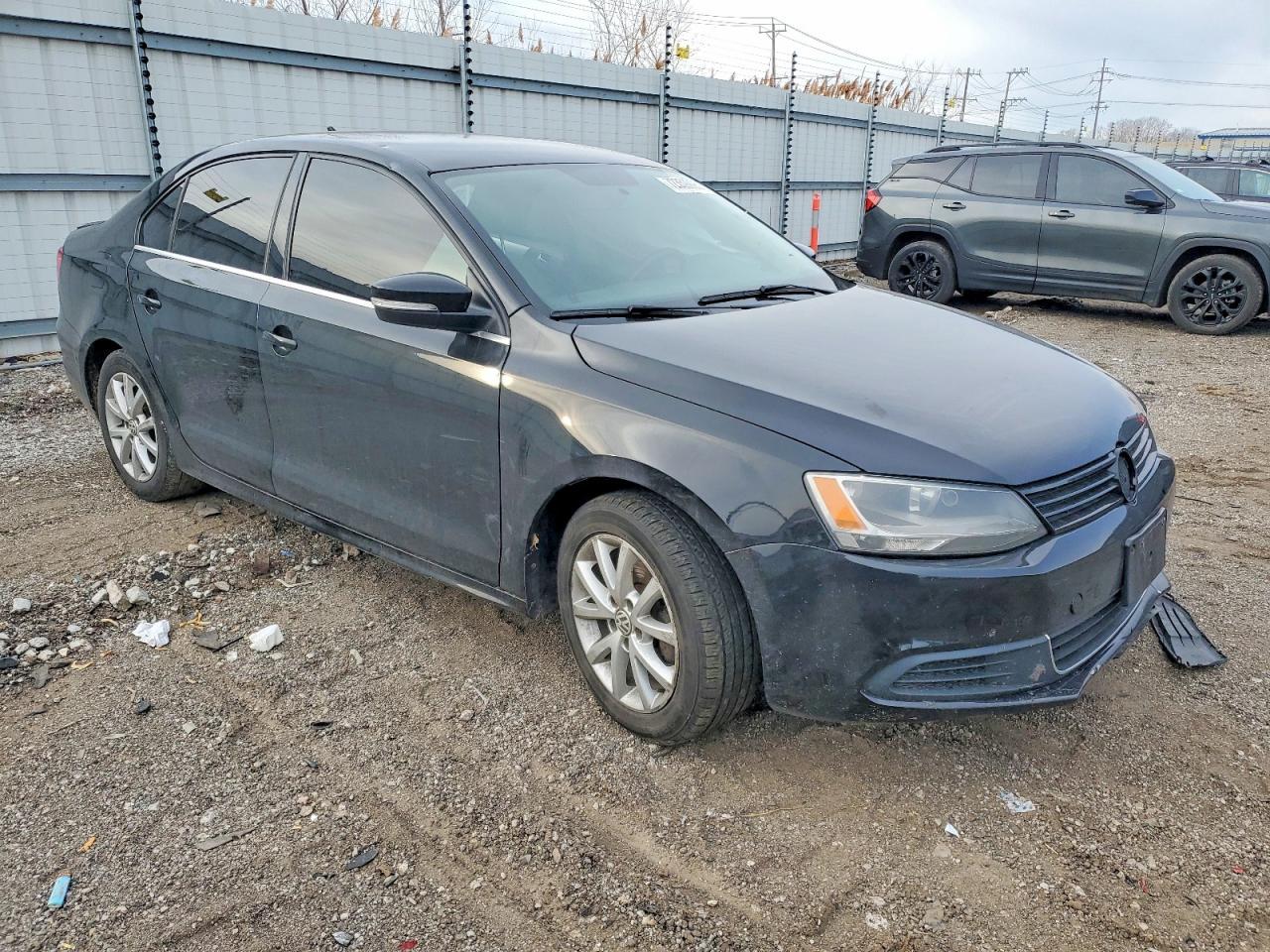 2013 Volkswagen Jetta Se - Image 4