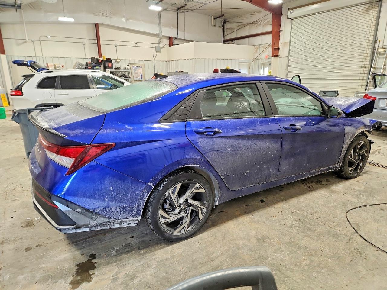 2025 Hyundai Elantra Sel Sport - Фото 3