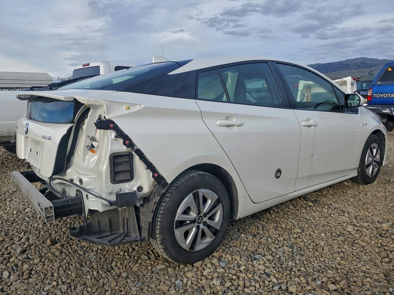 2018 Toyota Prius - Фото 3