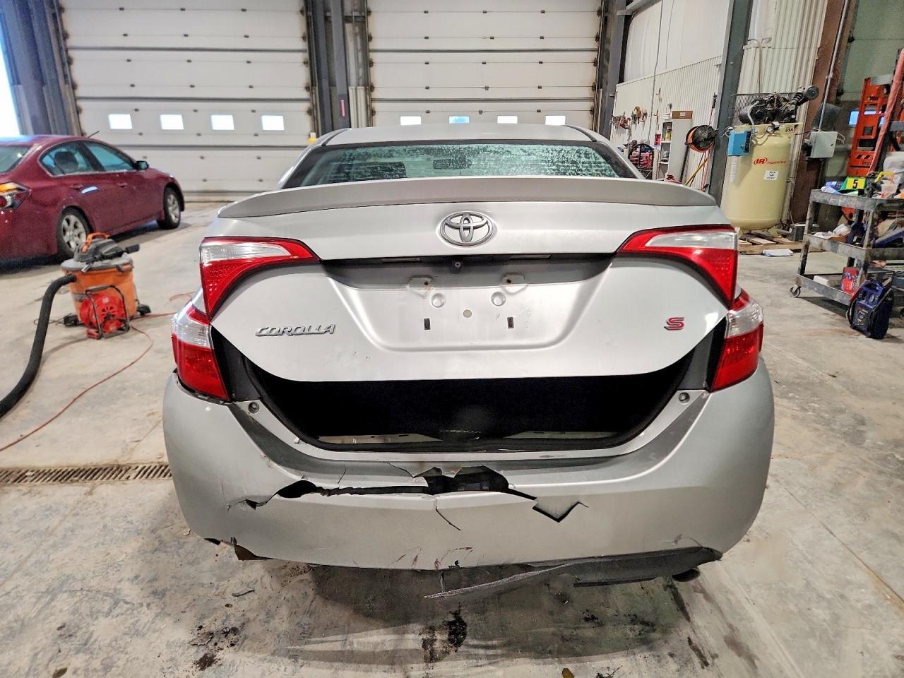 2014 Toyota Corolla L - Фото 6