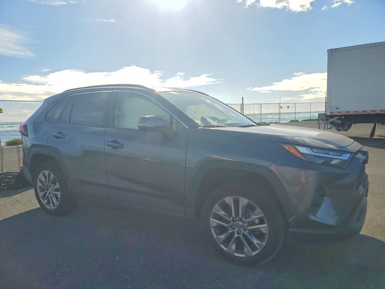 2024 Toyota Rav4 Xle Premium - Image 4