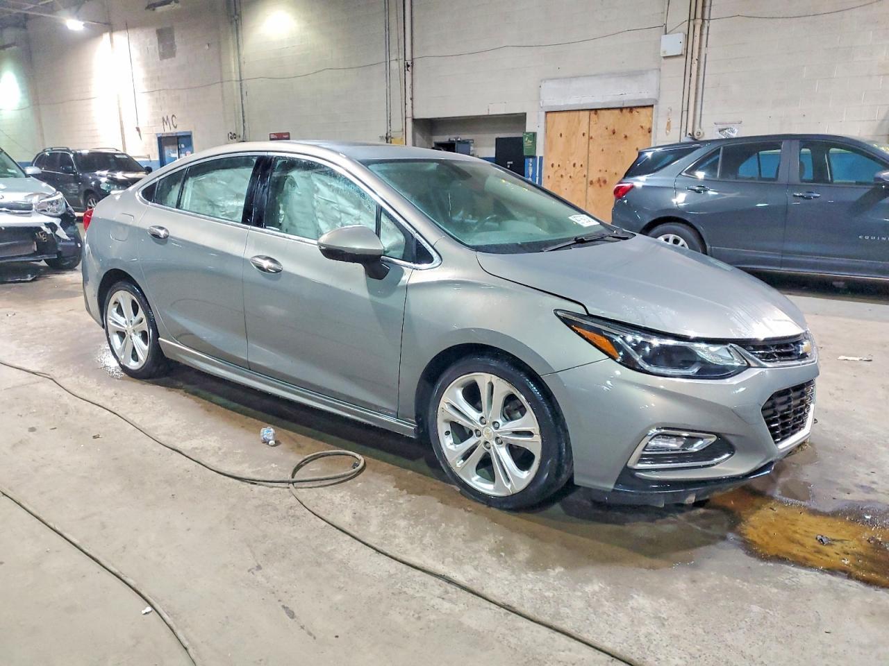 2018 Chevrolet Cruze Premier - Фото 4