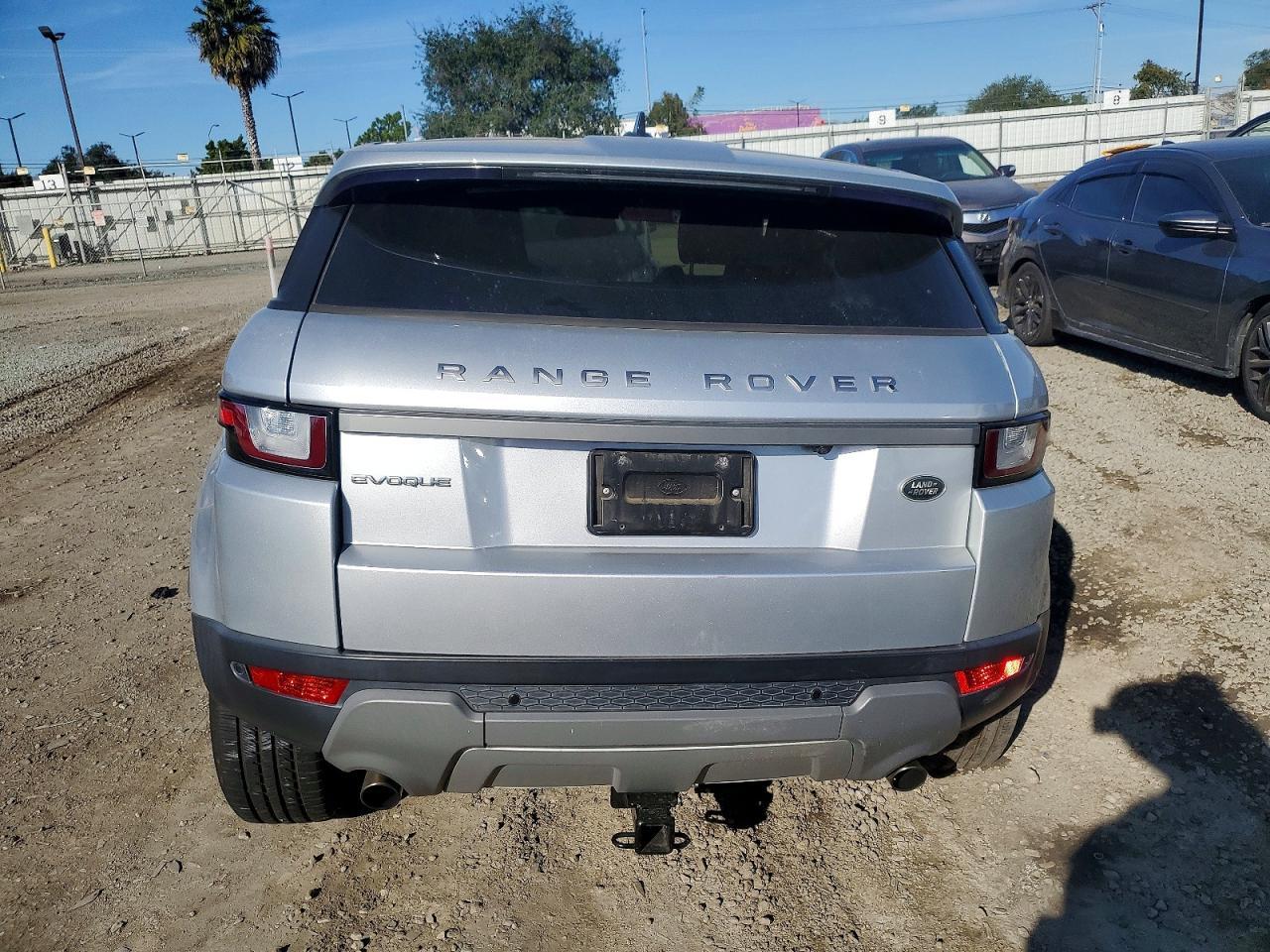 2016 Land Rover Range Rover Evoque Se - Image 6