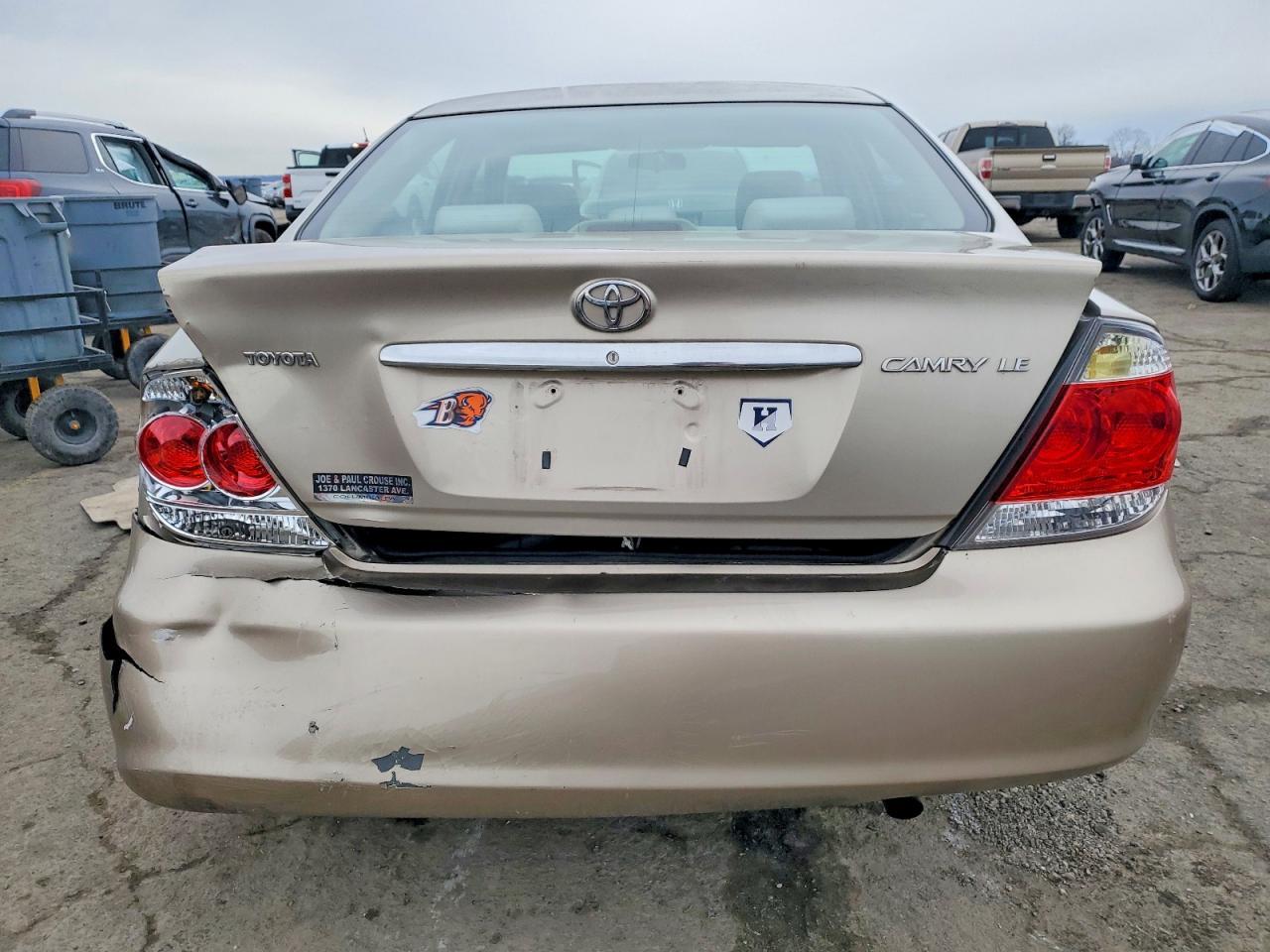 2005 Toyota Camry Le - Фото 6