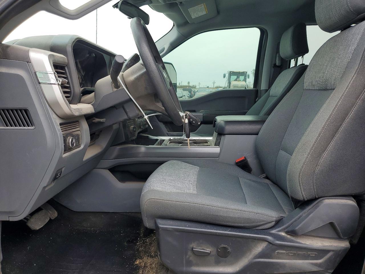 2025 Ford F350 Super Duty - Фото 7