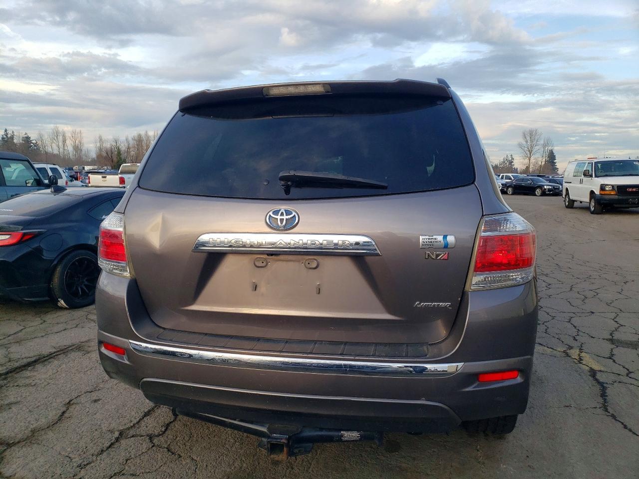 2013 Toyota Highlander Hybrid Limited - Image 6