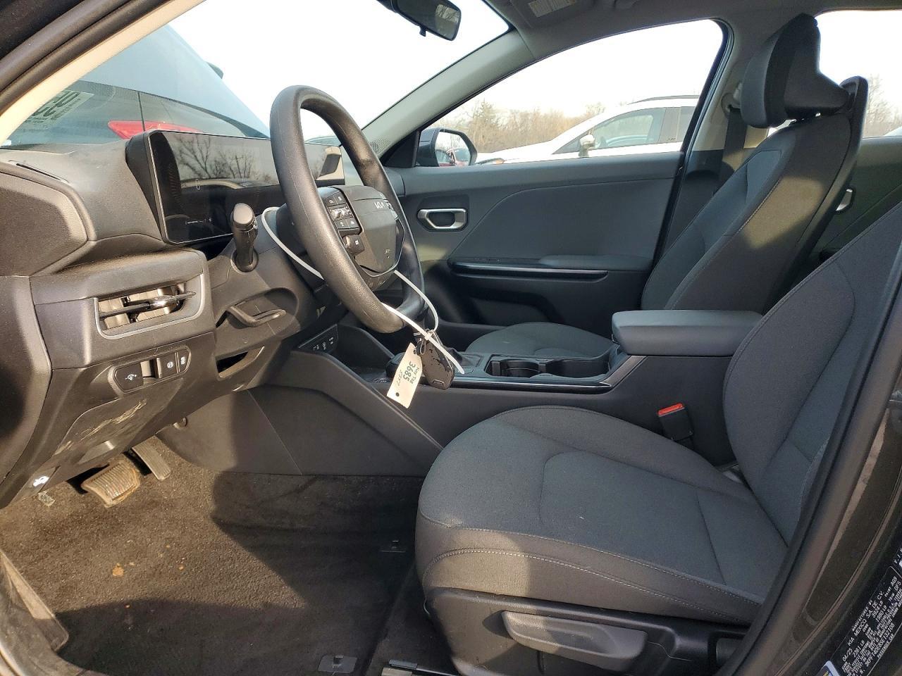 2025 Kia K4 Lx - Image 7