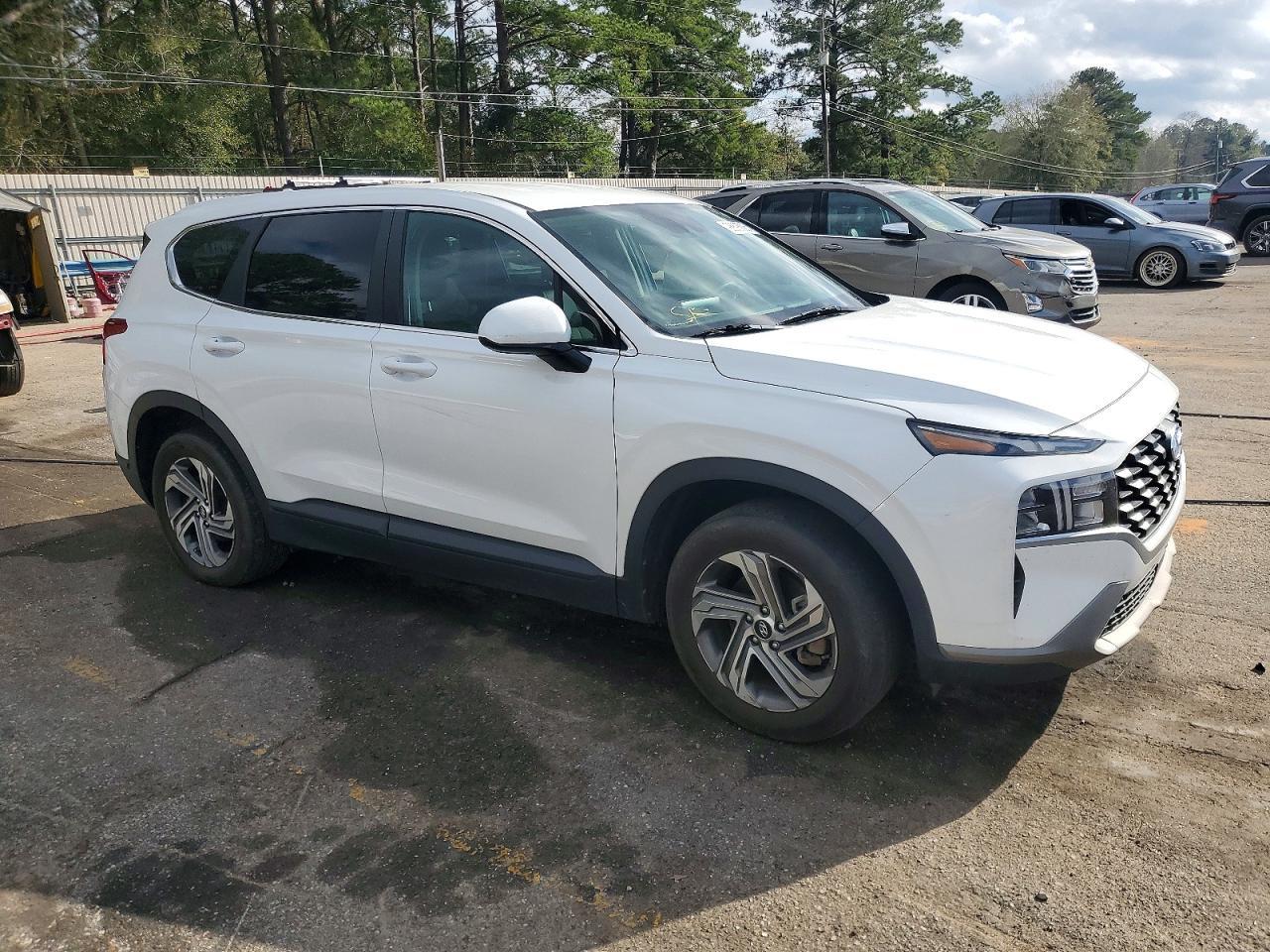2023 Hyundai Santa Fe Se - Image 4