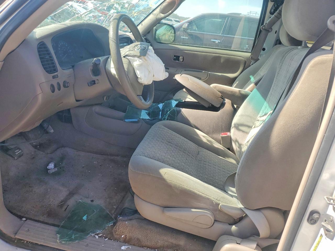 2005 Toyota Tundra Access Cab Sr5 - Image 7