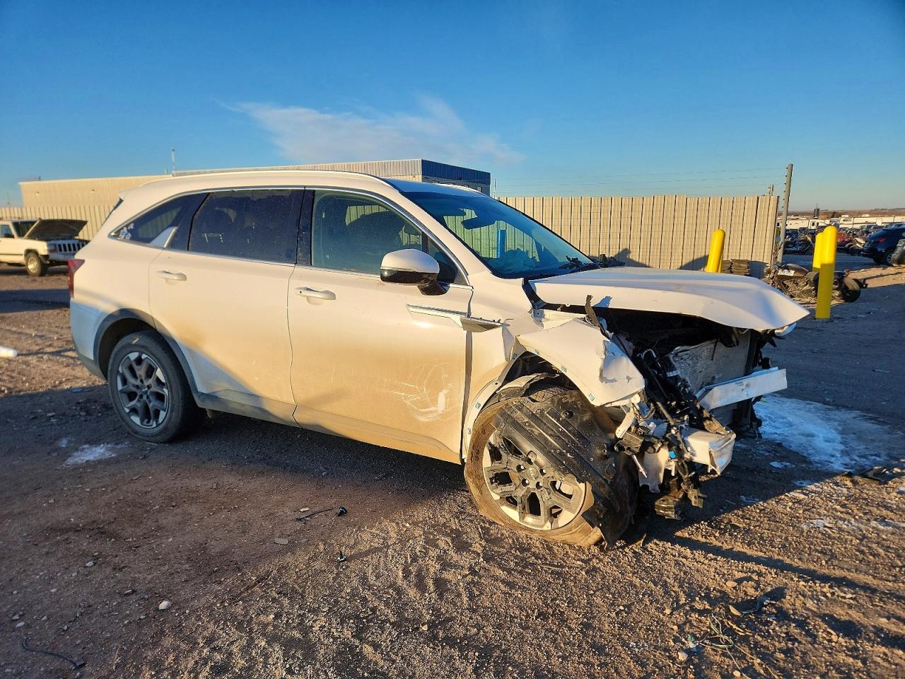 2025 Kia Sorento S - Image 4