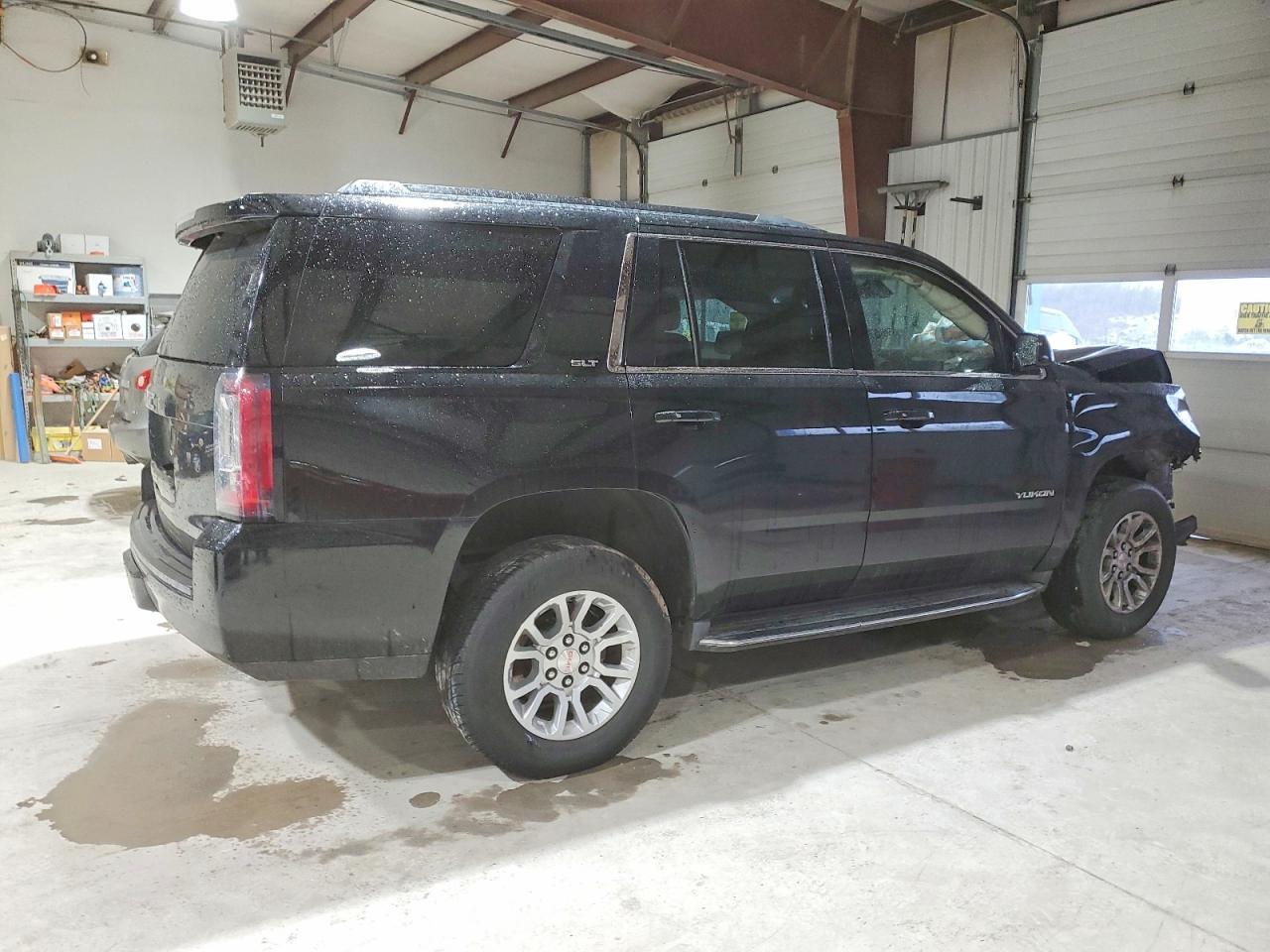 2017 GMC Yukon Slt - Image 3