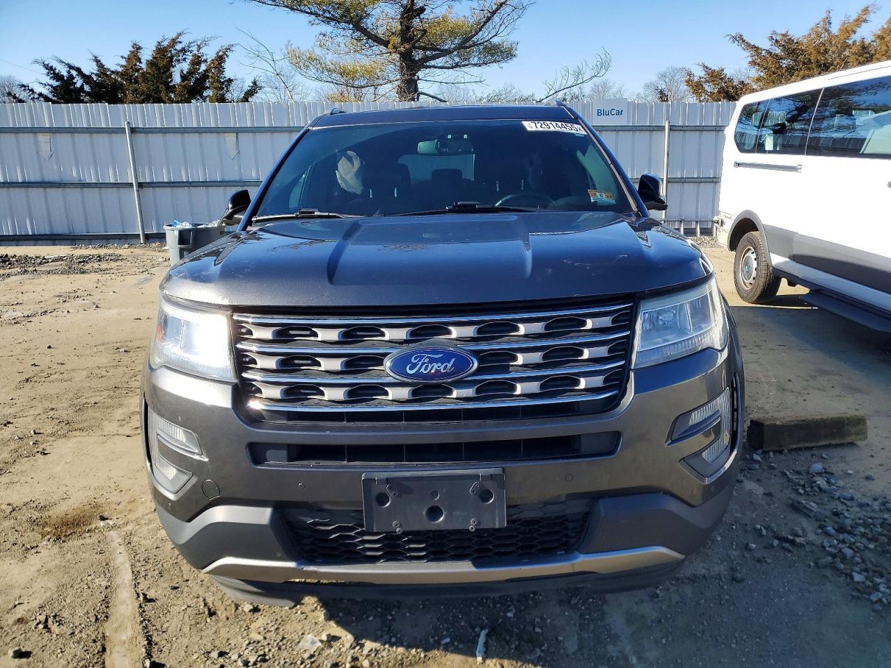 2017 Ford Explorer Xlt - Image 5