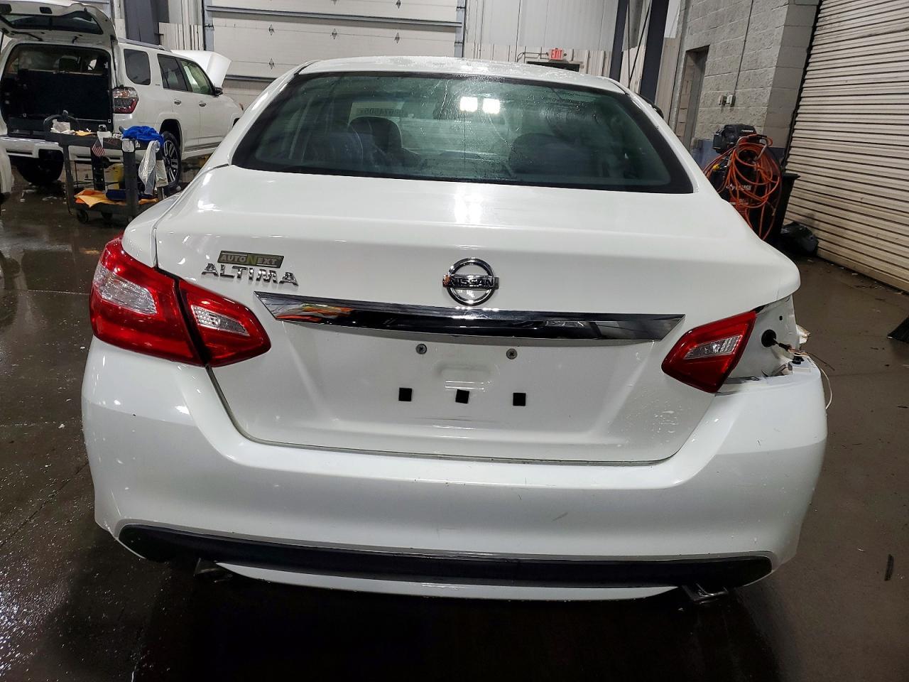 2016 Nissan Altima 2.5 - Фото 6