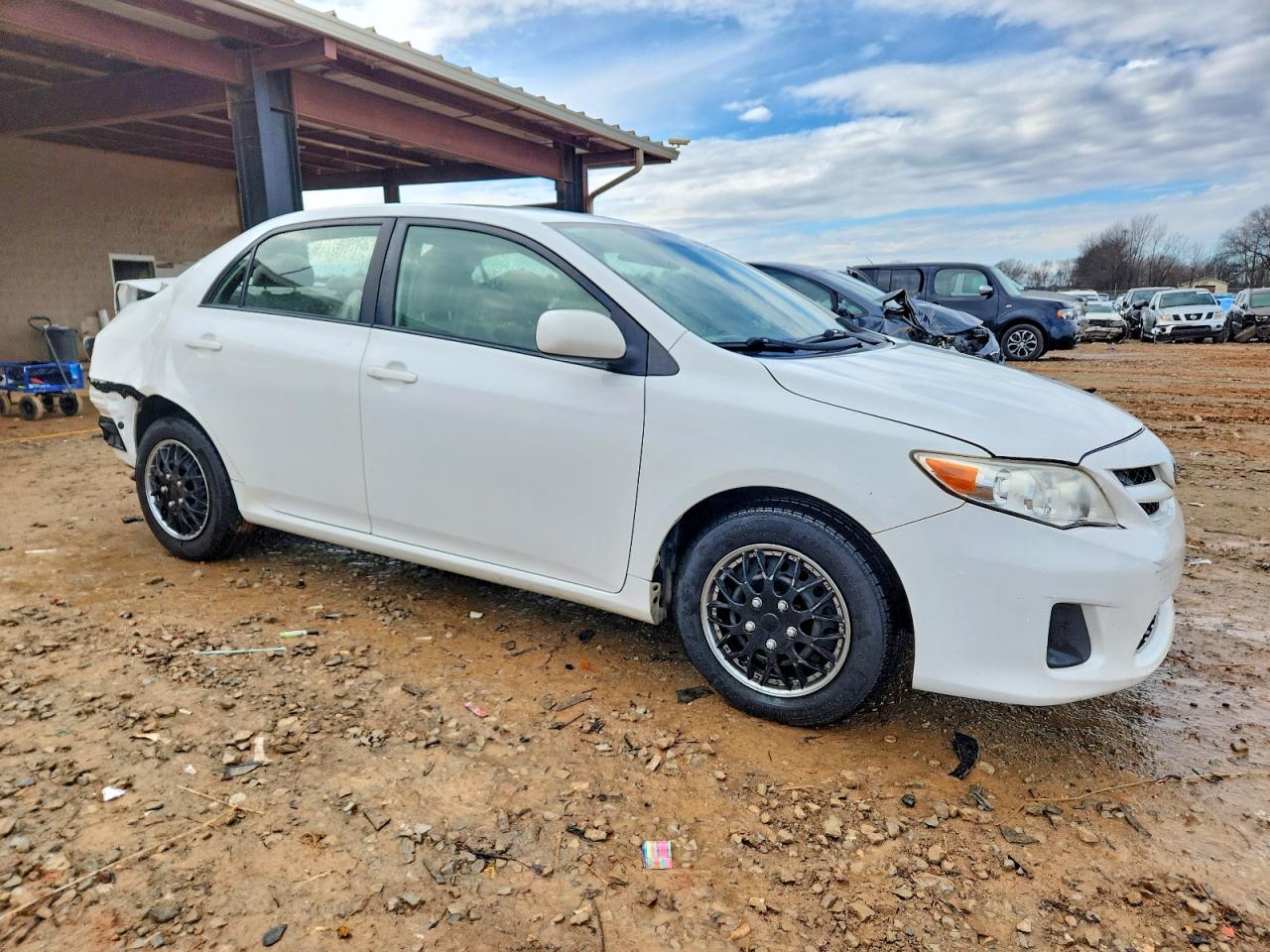 2011 Toyota Corolla Le - Фото 4