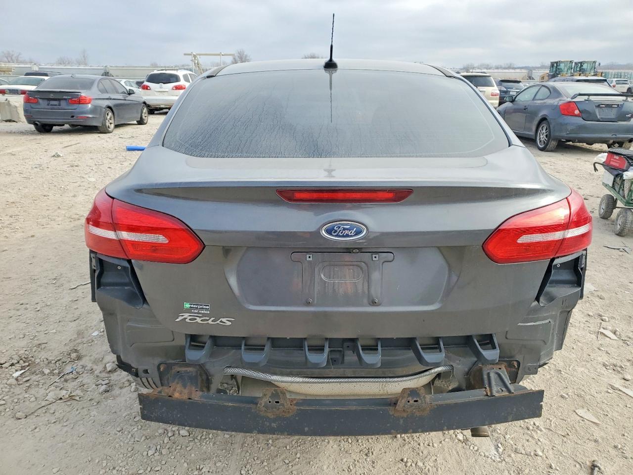 2018 Ford Focus S - Фото 6