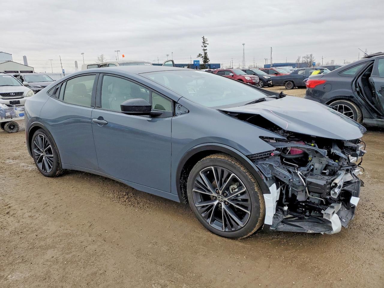 2025 Toyota Prius Le - Фото 4