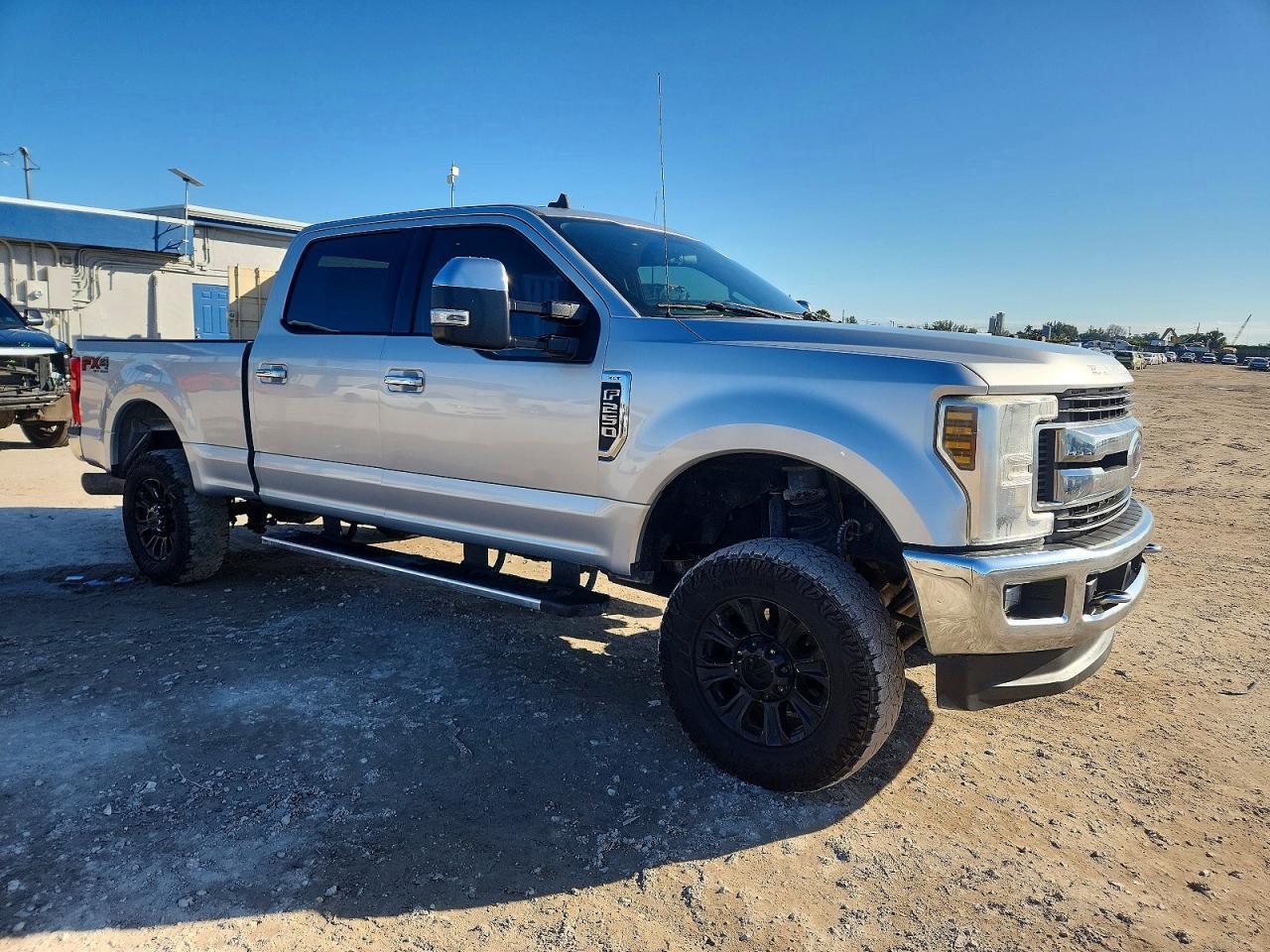 2019 Ford F250 Super Duty - Image 4