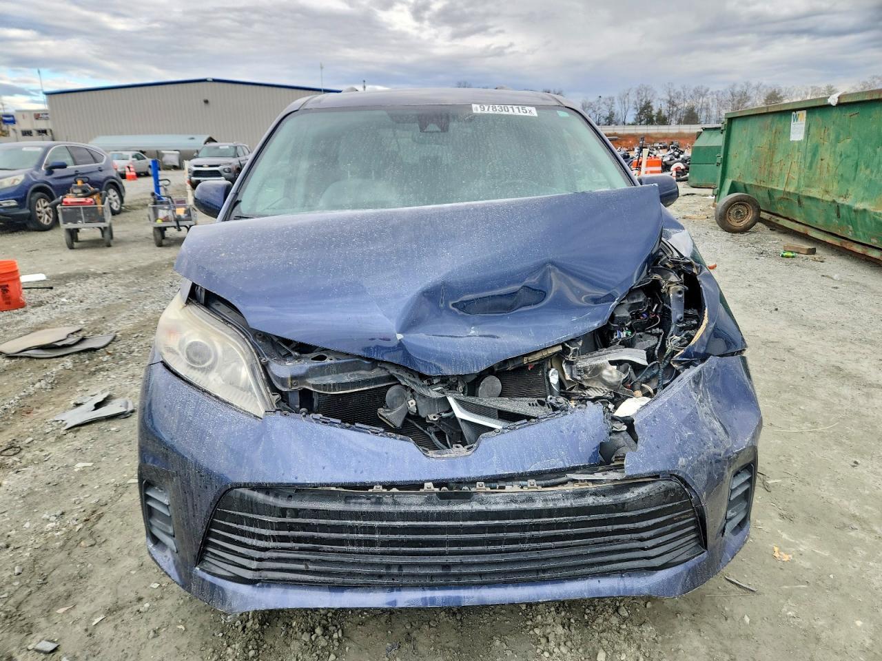 2018 Toyota Sienna Le - Фото 5