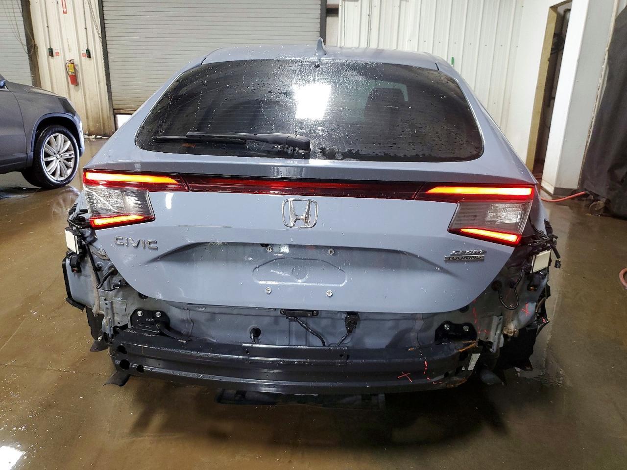 2022 Honda Civic Sport Touring - Фото 6