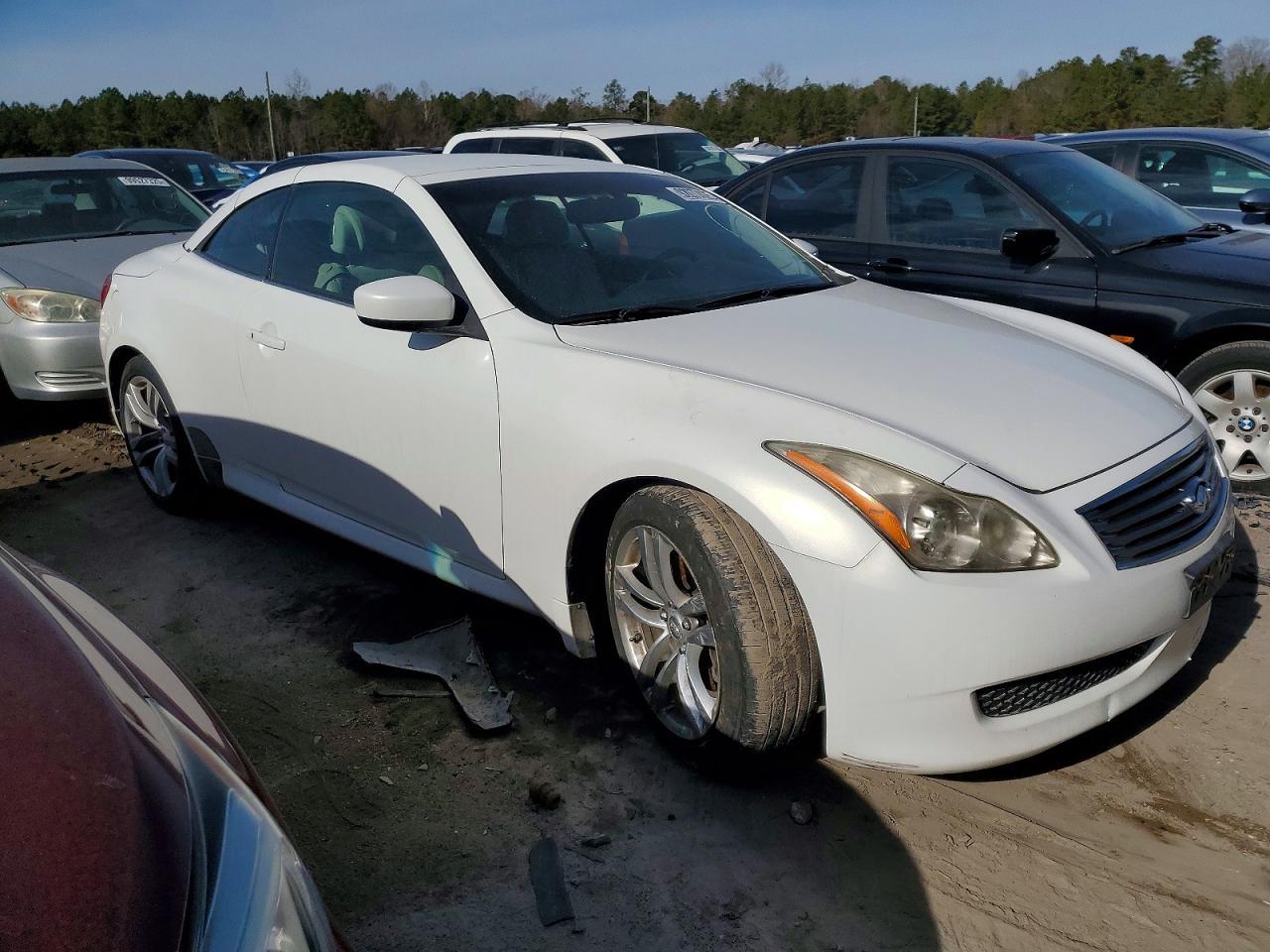 2010 Infiniti G37 Base - Image 4