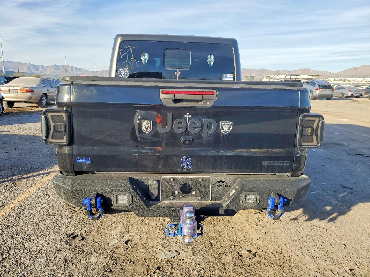 2020 Jeep Gladiator Sport - Image 6