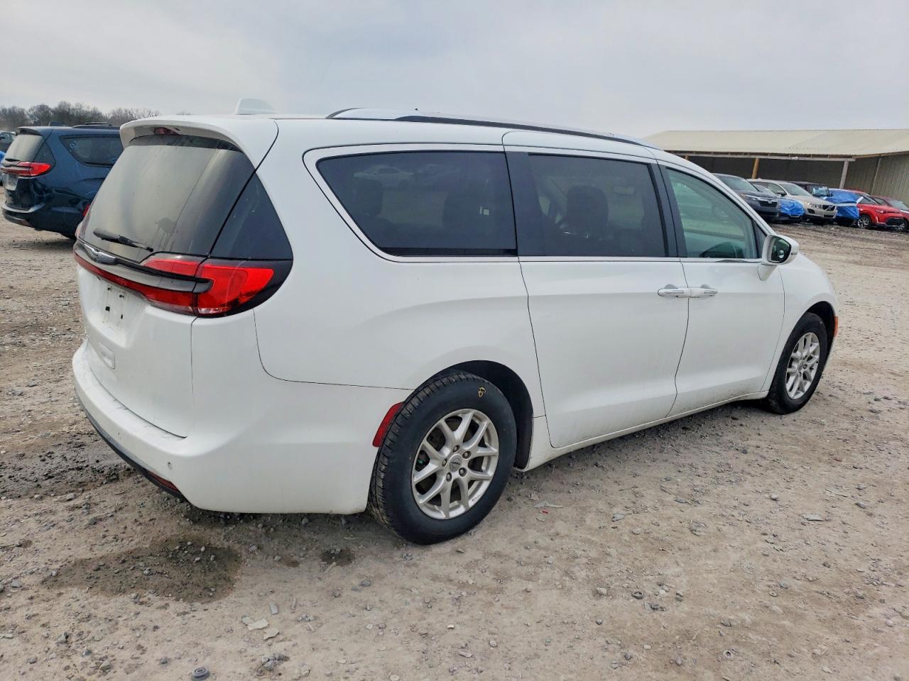 2021 Chrysler Pacifica Touring L - Фото 3