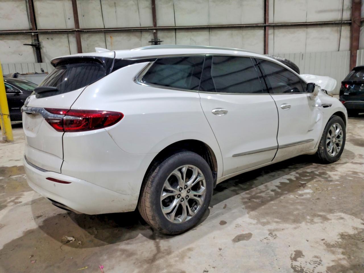 2021 Buick Enclave Avenir - Фото 3