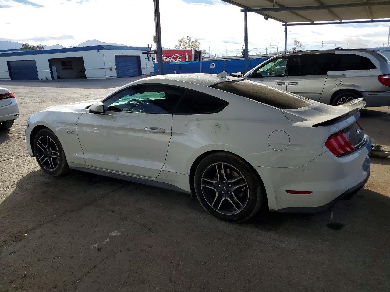 2023 Ford Mustang Gt - Фото 2