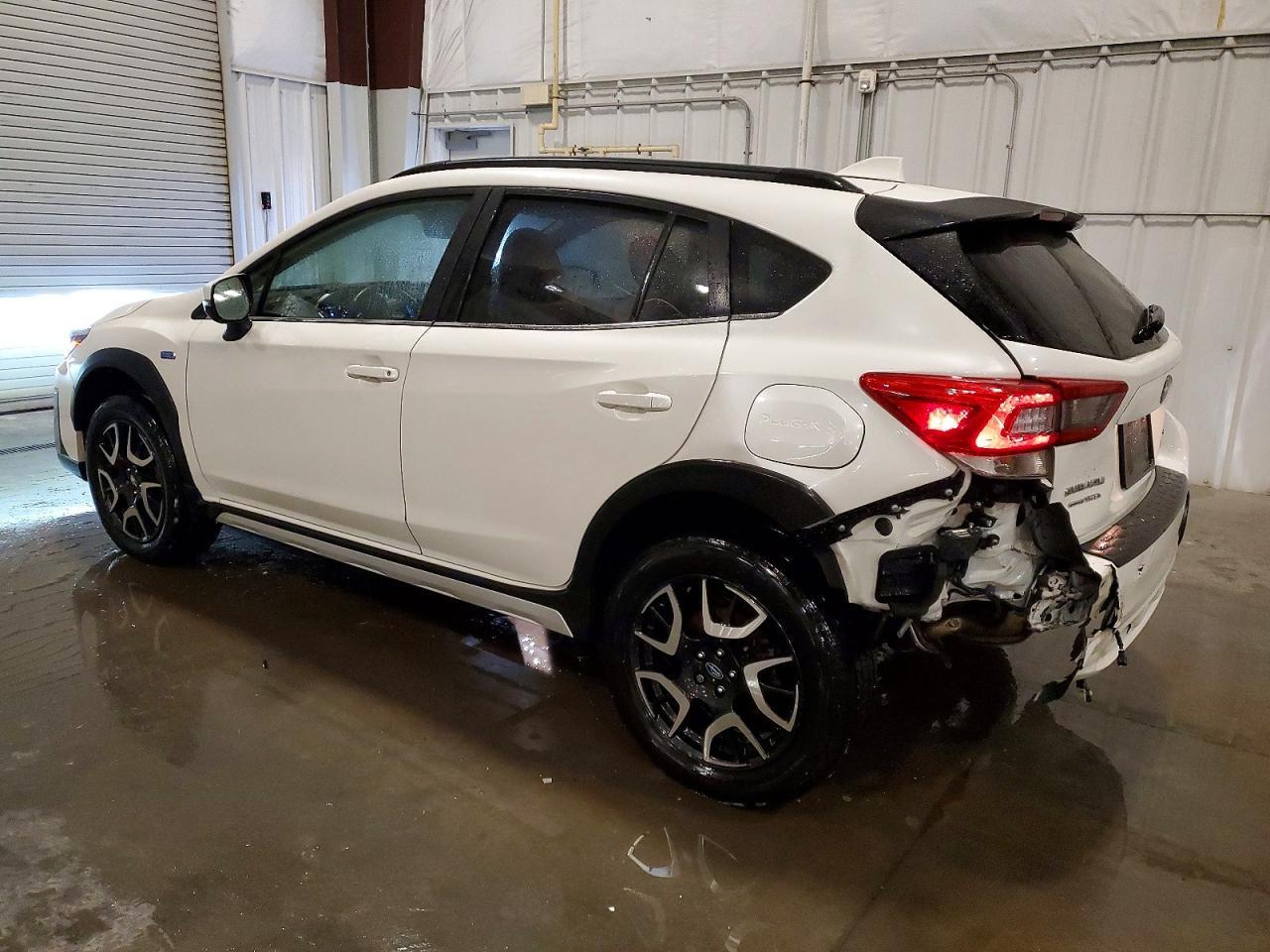 2023 Subaru Crosstrek Limited - Image 2