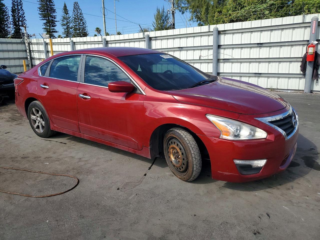 2015 Nissan Altima 2.5 - Фото 4