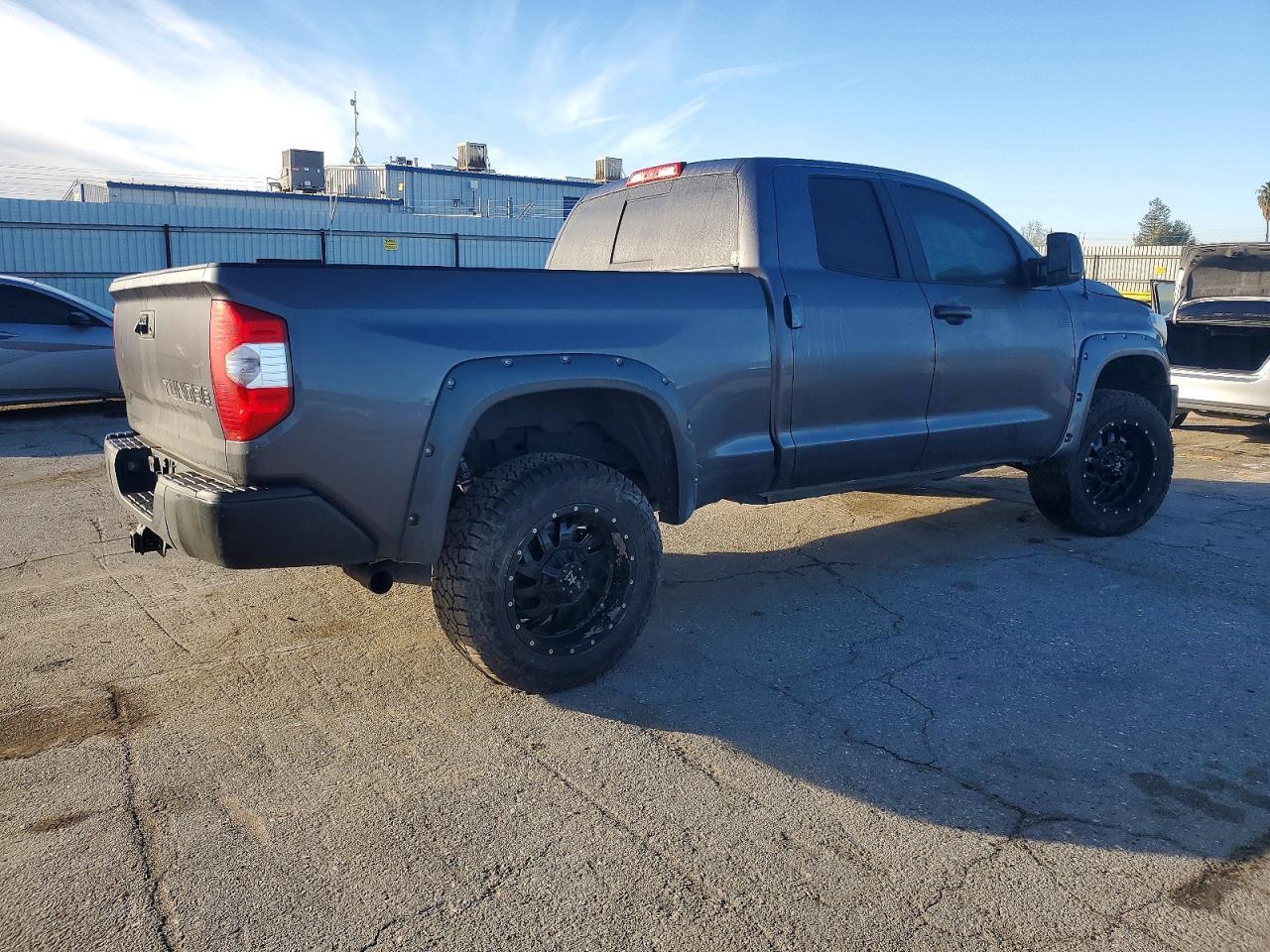 2019 Toyota Tundra Double Cab Sr - Фото 3
