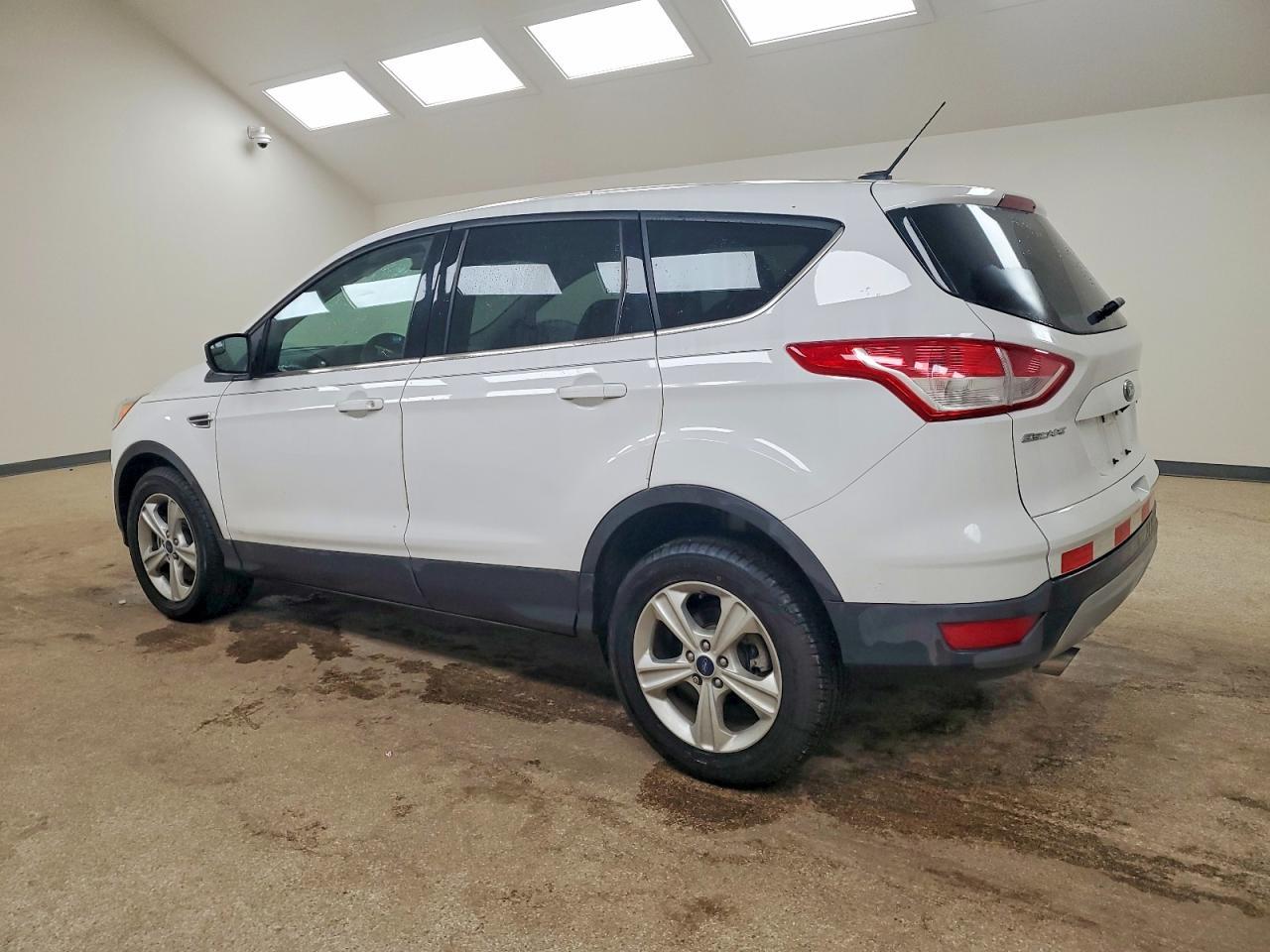 2016 Ford Escape Se - Image 2