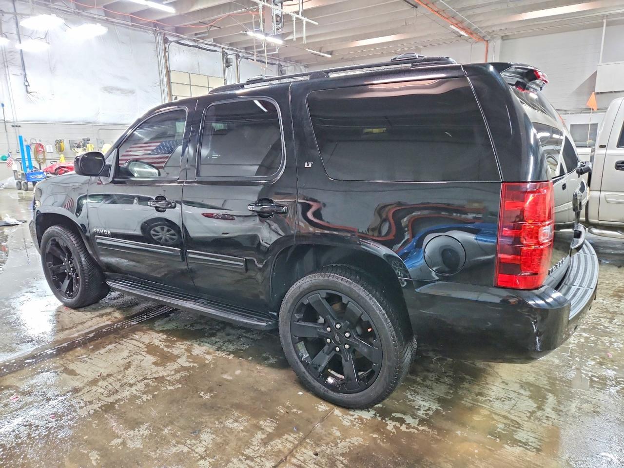 2012 Chevrolet Tahoe K1500 Lt - Image 2